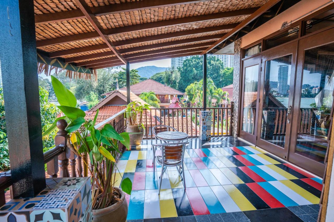 Lost Paradise Resort Batu Ferringhi Extérieur photo