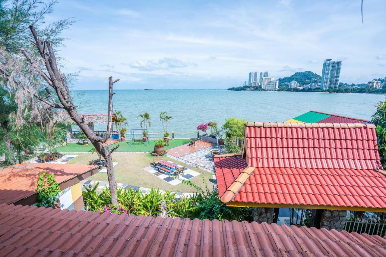 Lost Paradise Resort Batu Ferringhi Extérieur photo