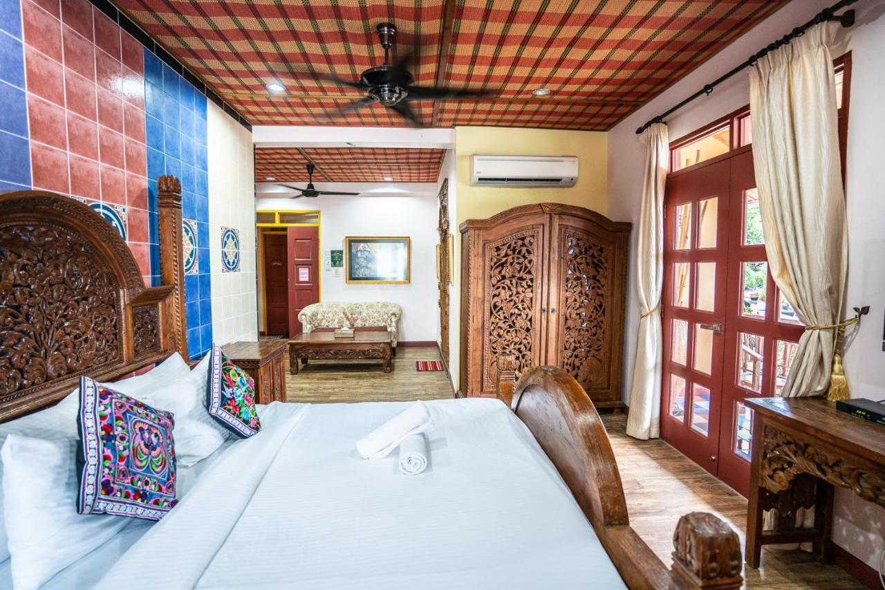 Lost Paradise Resort Batu Ferringhi Extérieur photo