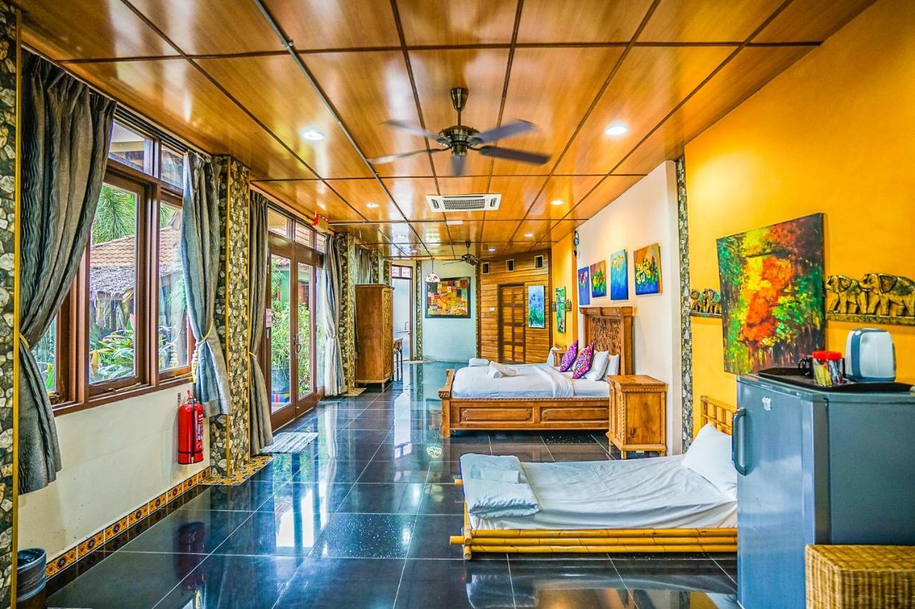 Lost Paradise Resort Batu Ferringhi Extérieur photo
