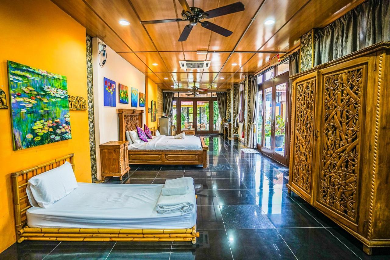 Lost Paradise Resort Batu Ferringhi Extérieur photo
