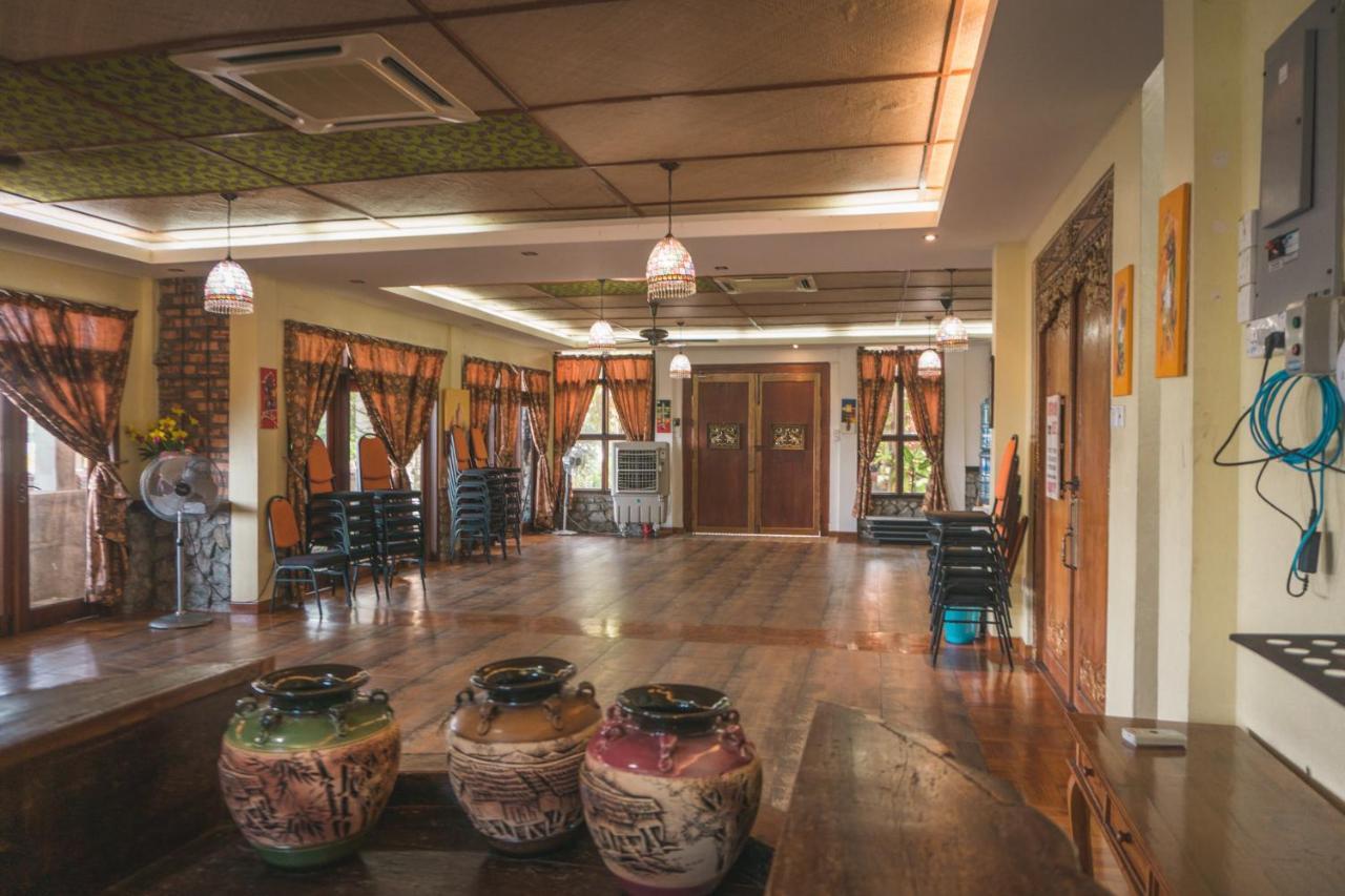 Lost Paradise Resort Batu Ferringhi Extérieur photo